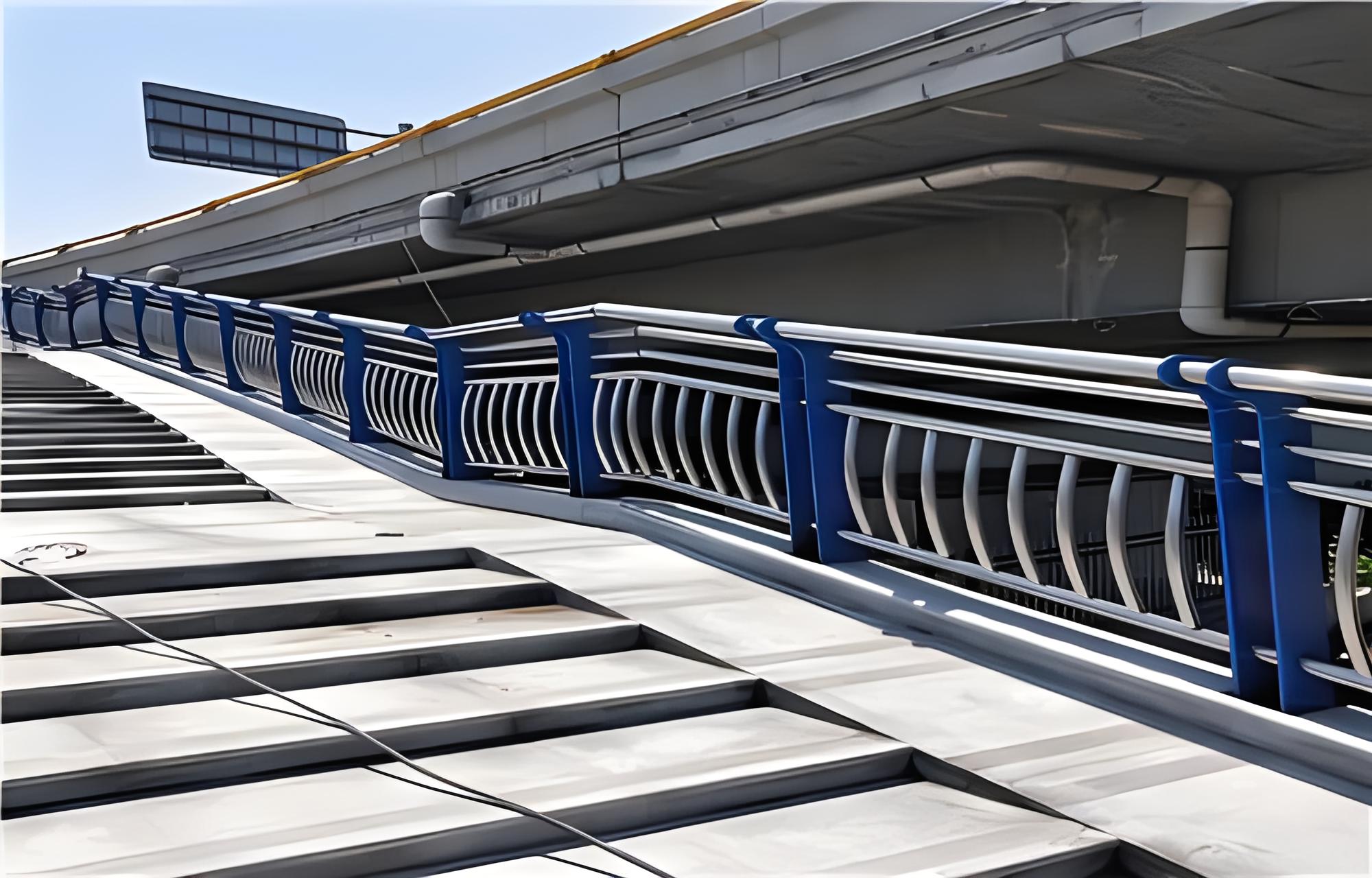 黄南不锈钢桥梁护栏维护方案：确保安全，延长使用寿命